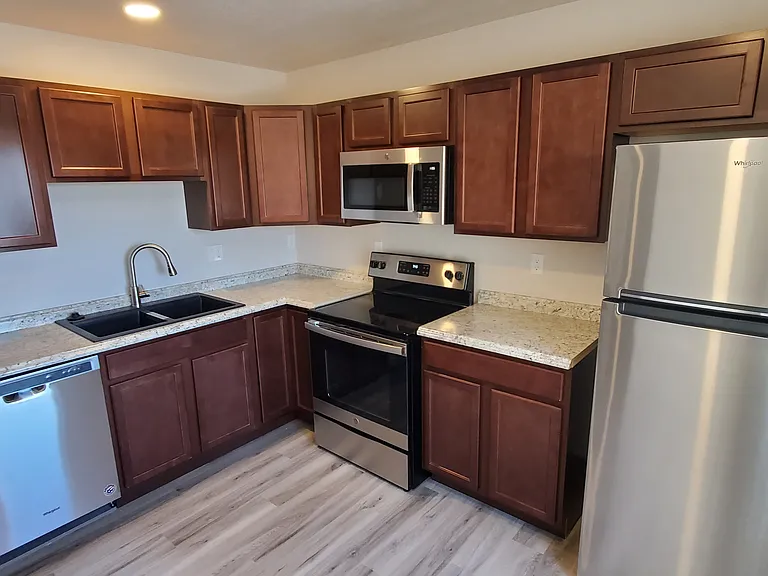 109 Anna Ct #7F — Photo 5