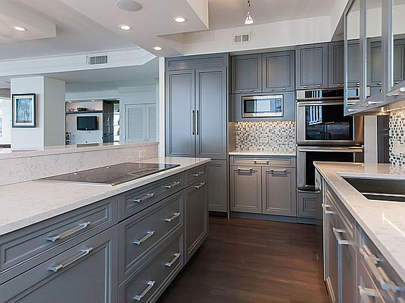 3rd image of 1000 N Lake Shore Dr #27A