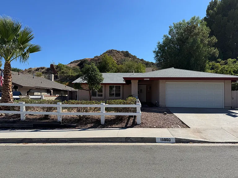 15000 Daffodil Ave — Photo 1