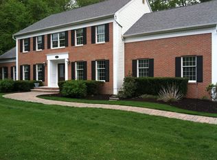 48 Merrill Dr, Mahwah, NJ 07430