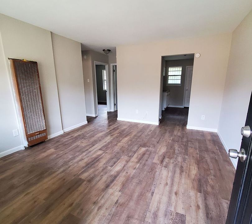 2nd image of 607 E McLemore Ave APT 7