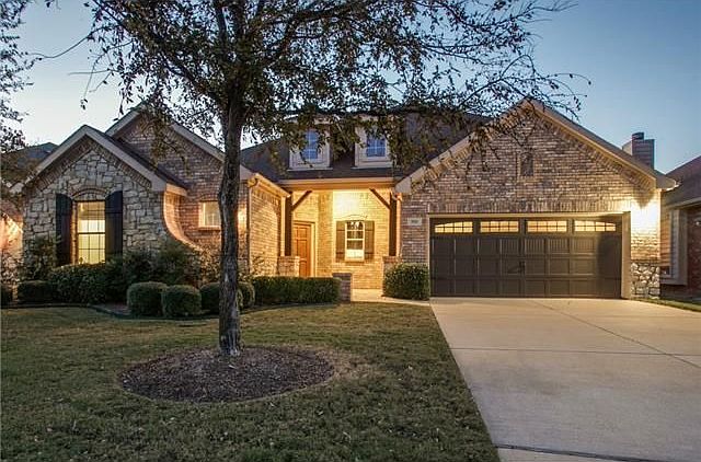 1st image of 910 Quarry Oaks Dr