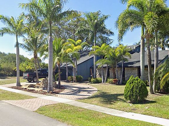 2nd image of 3699 Lakeview Blvd