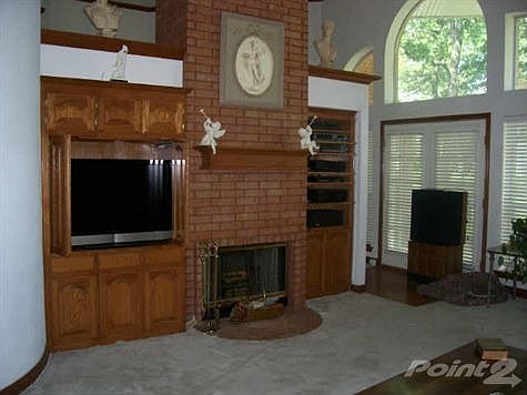3rd image of 426 Lincoln Oaks Dr