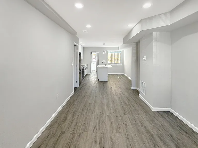4828 Beaufort Ave #TOWNHOUSE — Photo 3