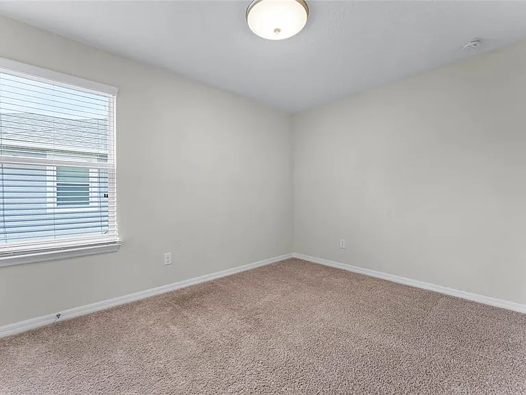 3733 Brighton Park Cir — Photo 16