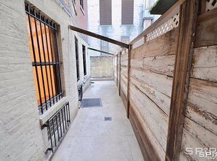 130 W 74th St #B, New York, NY 10023