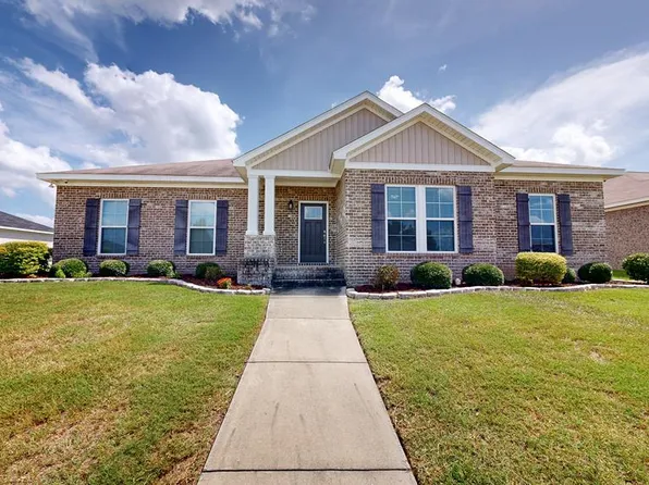 122 Litchfield Dr, Dothan, AL 36301
