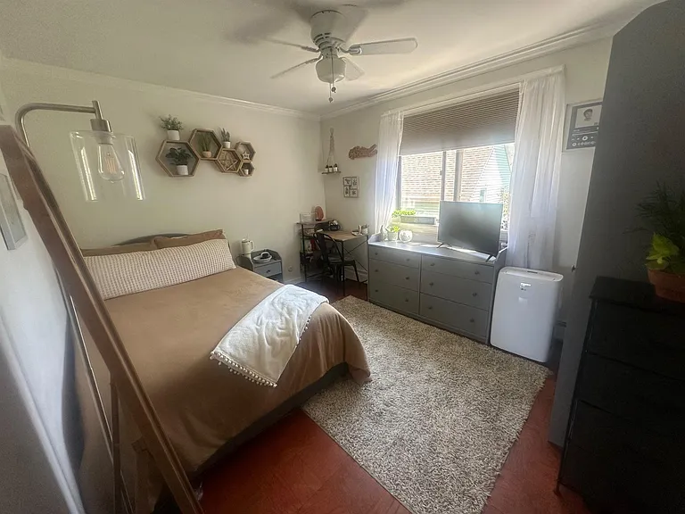 44 Clifton St — Photo 9