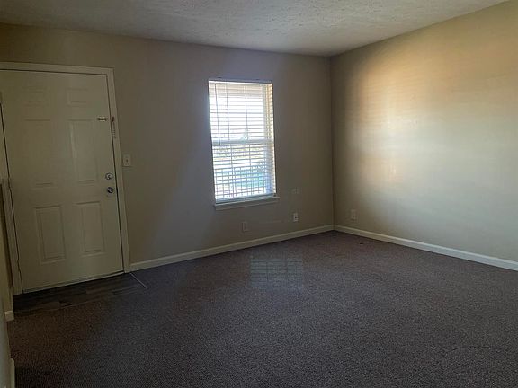 2nd image of 1055 N Buckman St #9