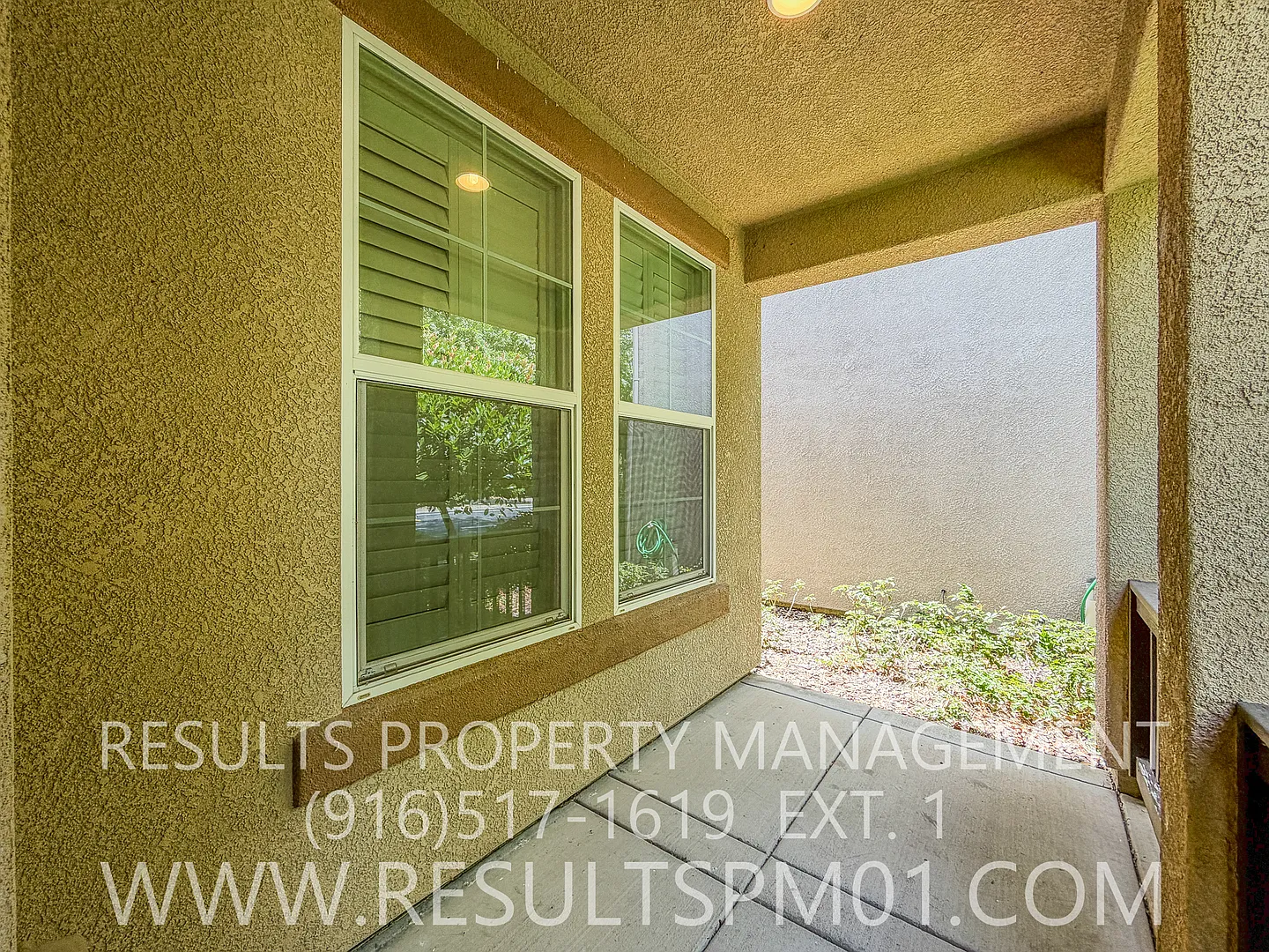 Open Concept Floorplan West Roseville — Photo 4