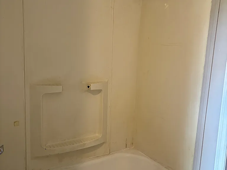 2052 S Market St — Photo 12