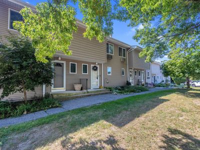 220 Main Street APT 3F, New Hartford, CT, 06057