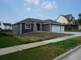 8301 Foxhaven Chase, Sturtevant, WI 53177