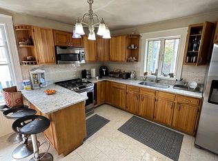 142 School St APT 2, Roxbury, MA 02119