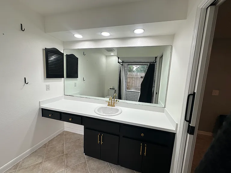 1041 Sawyers Ct — Photo 62