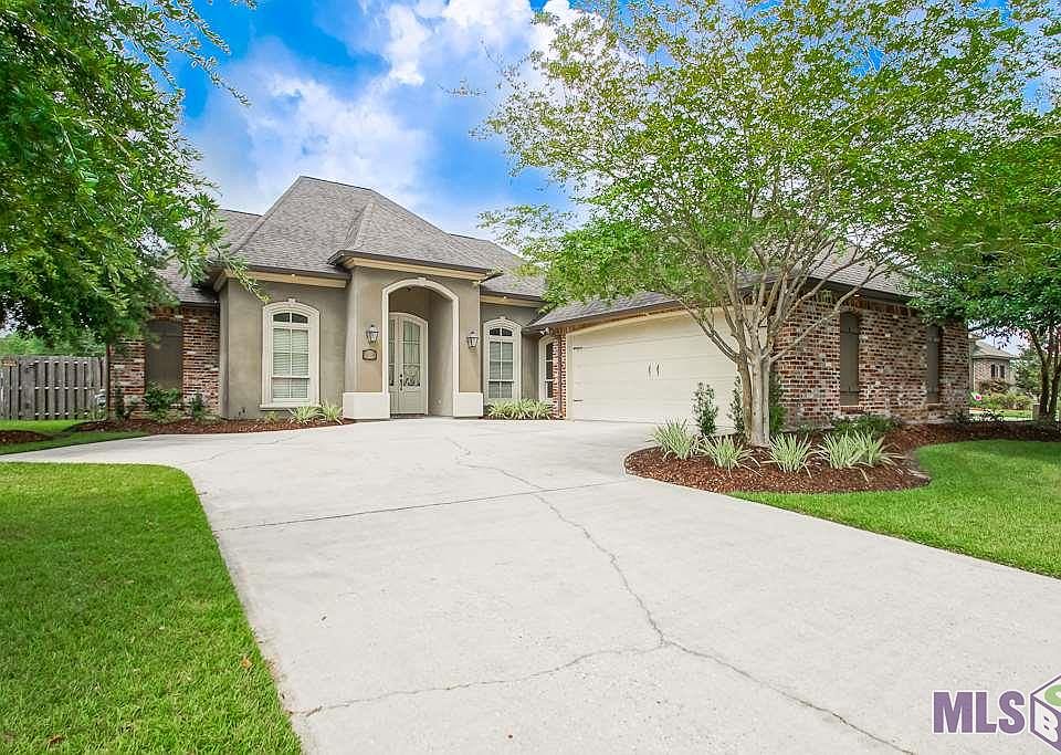 1st image of 17751 Magnolia Trace Dr