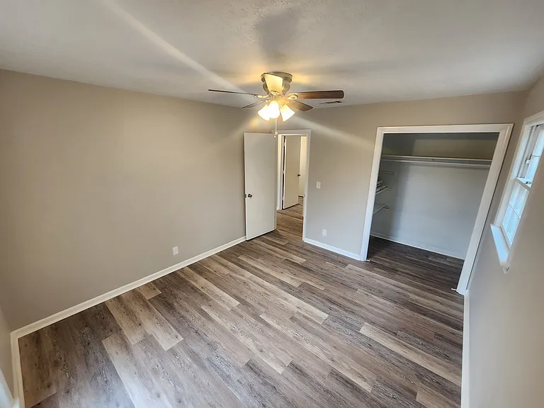 5401 Lichfield Rd — Photo 29