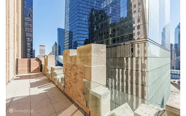 Rented by Douglas Elliman | media 33