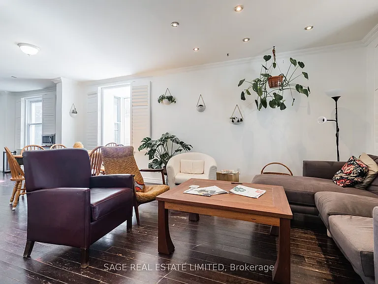 433 Woodfield Rd — Photo 3