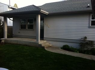926 E Main St, Ashland, OR