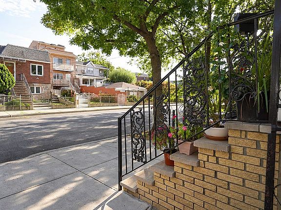 5th image of 60-75 59th Ave #2