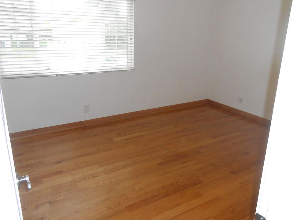 2nd image of 4203 W Rosecrans Ave APT 7