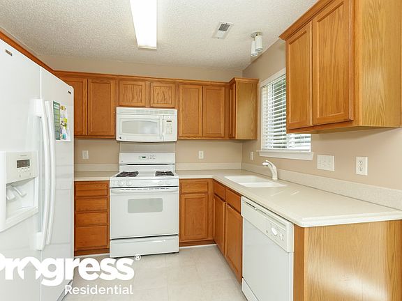 5th image of 4339 Bubbling Brook Ct