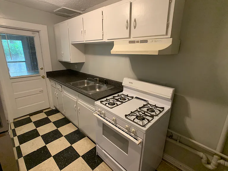 1615 Valley Ave — Photo 42
