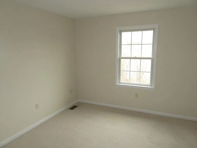 5215 Winthrop Ave — Photo 15