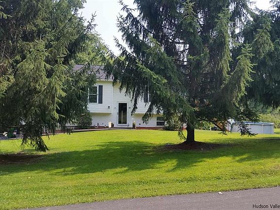 2nd image of 31 Evy Ln