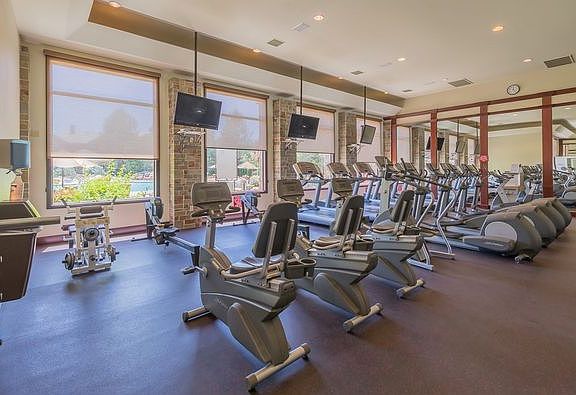 Exercise center is very nice and spacious. Doesn't get crowded.