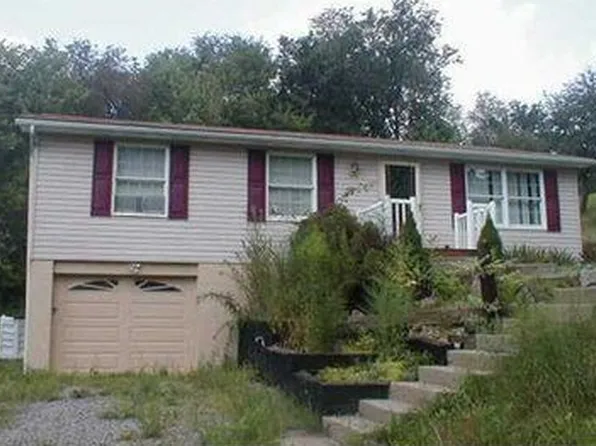 825 Bonniebrook Rd, Butler, PA 16002