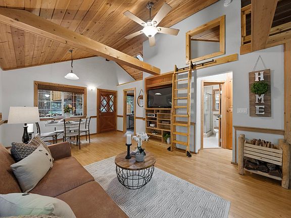 5th image of 18143 Zella Ct