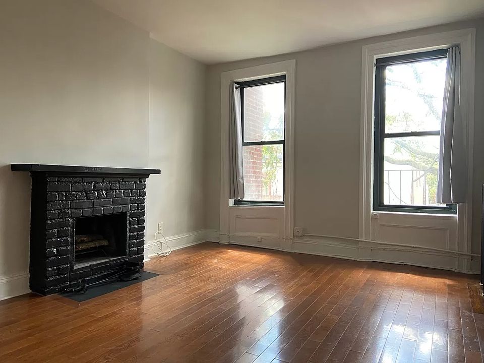 1st image of 84 Horatio St APT 4B