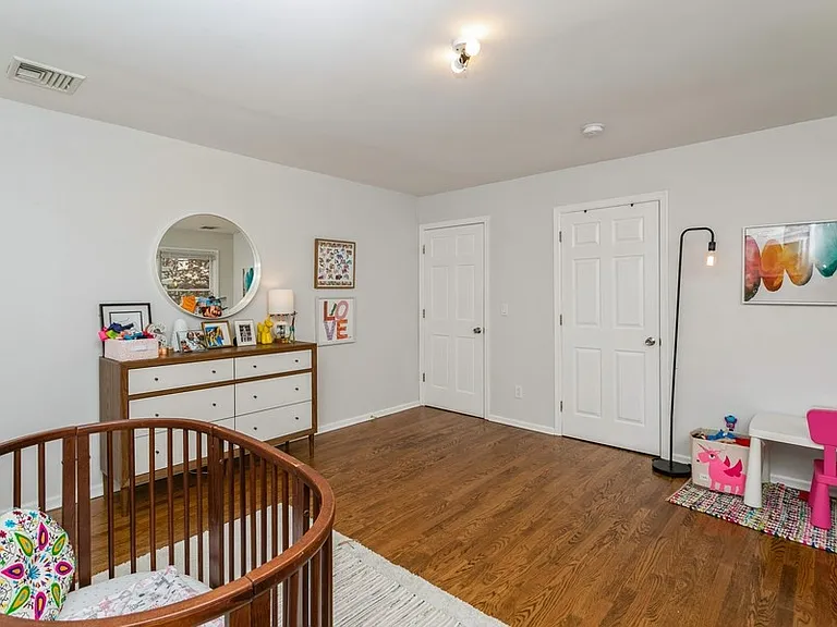 160 Magnolia Ave — Photo 22