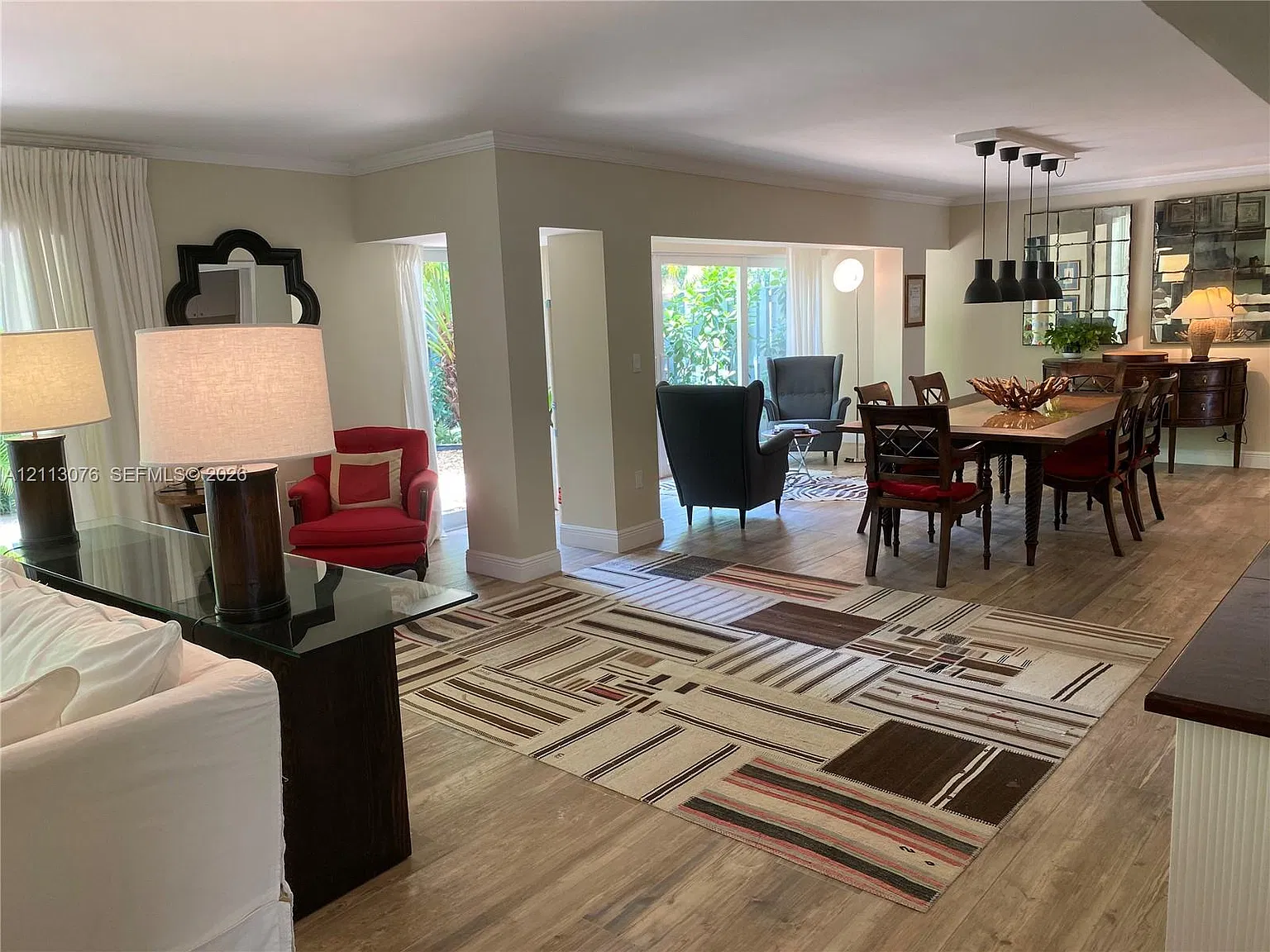 Cape Fla Club Condo Clust — Photo 2