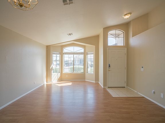 3rd image of 17654 N 6th Ave