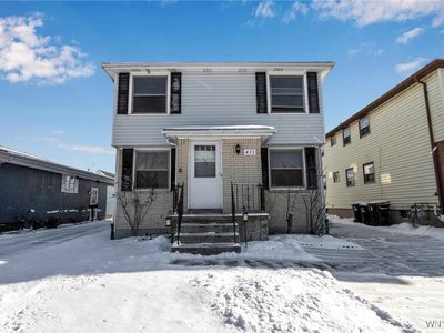 471 University Ave, Buffalo, NY, 14223