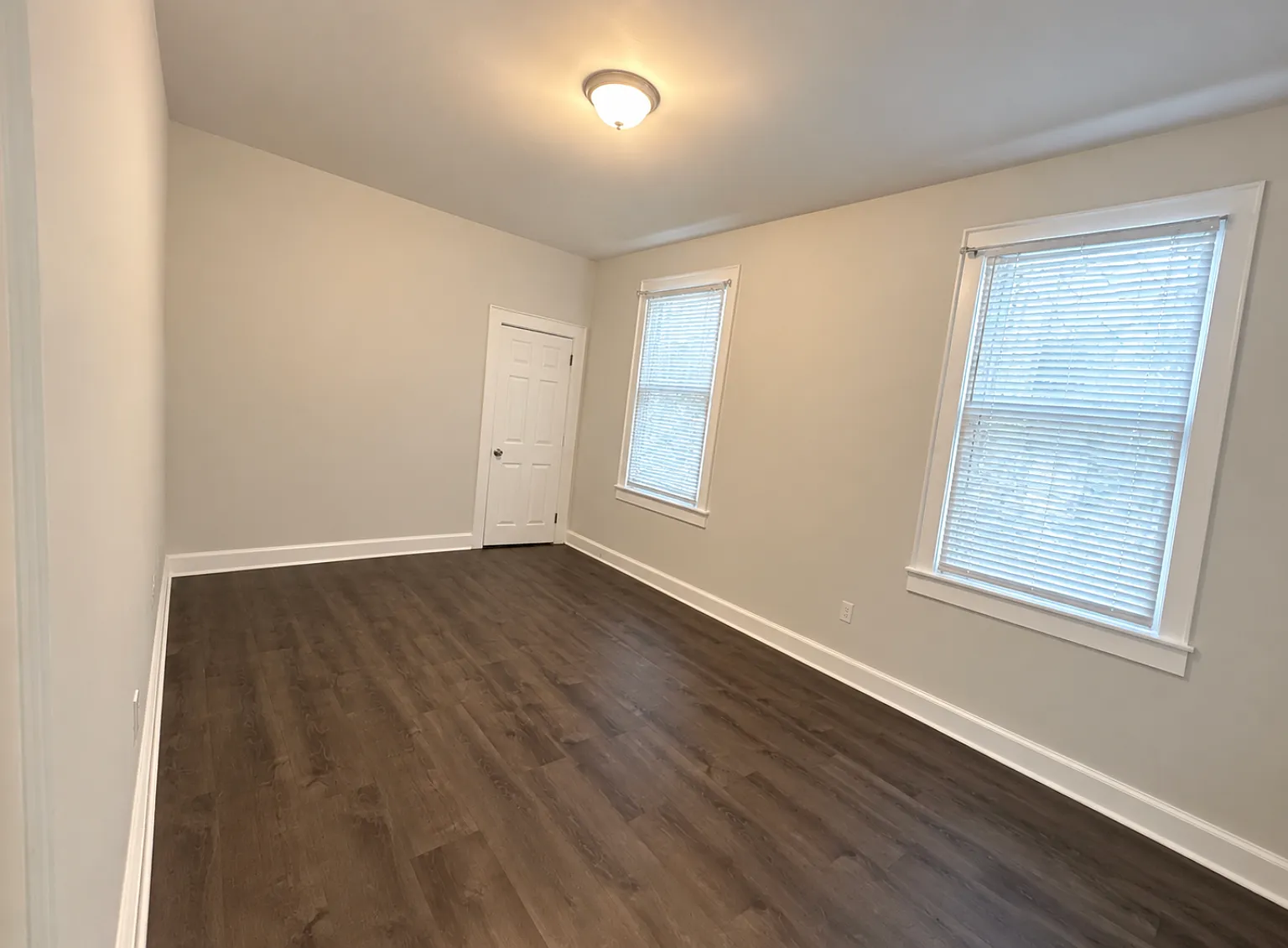 2 bed, 600 sqft, $1,950 — Photo 1