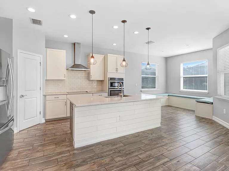 16325 Hyde Manor Dr — Photo 6