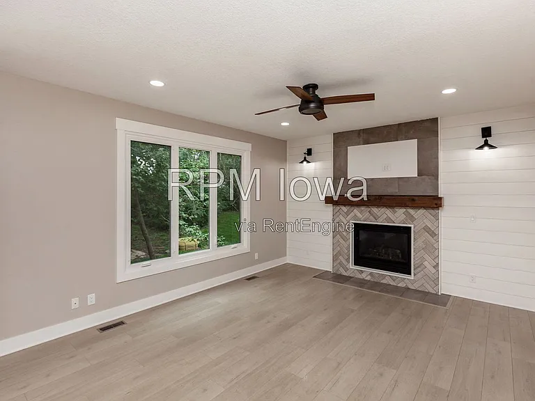 14440 Briarwood Ln — Photo 8
