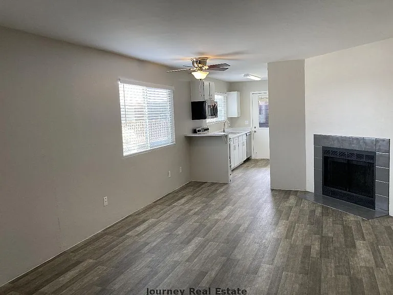Cedar Ridge Apartments — Photo 2