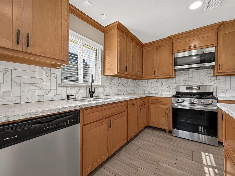 13310 Boudreaux Estates Dr — Photo 21