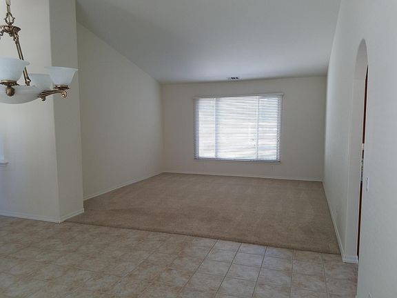 5th image of 715 Villa Nona