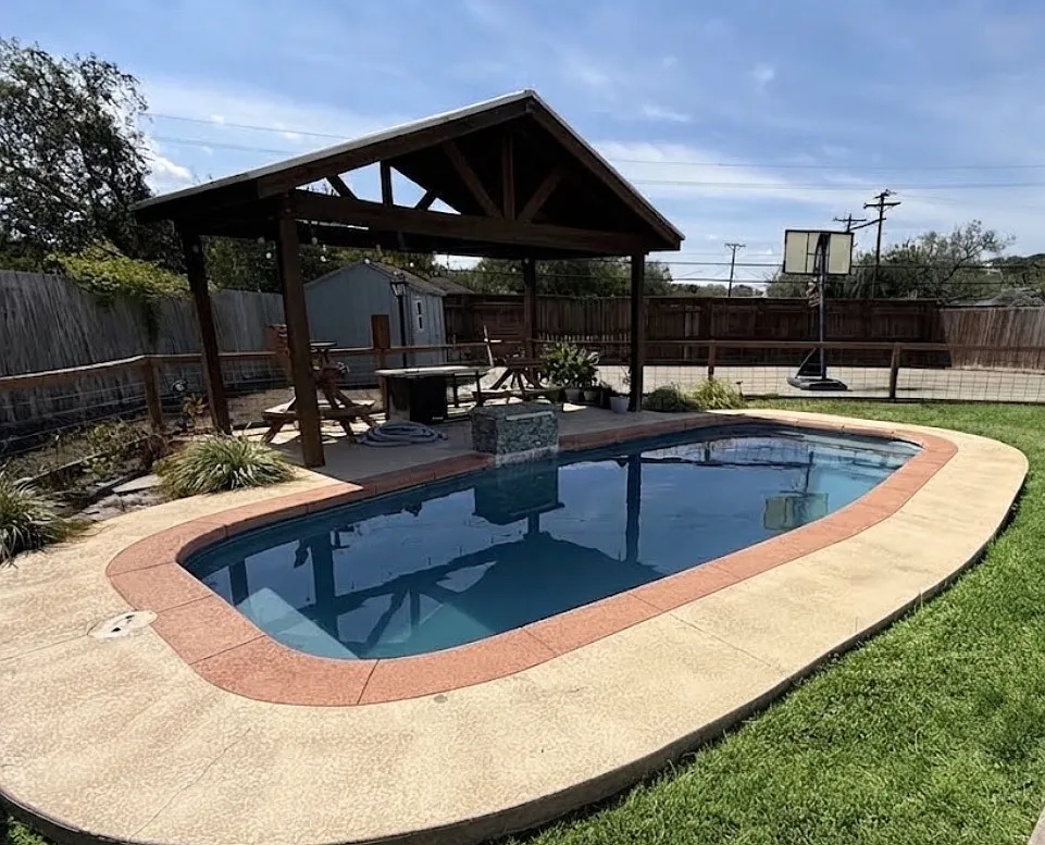 3 bed, 1498 sqft, $2,300 — Photo 4