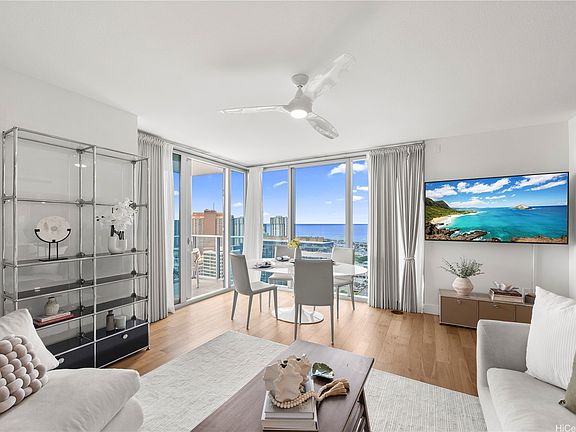 4th image of 629 Keeaumoku St APT 3211