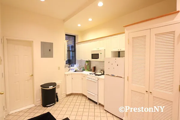 Rented by JM Preston Properties LLC | media 30