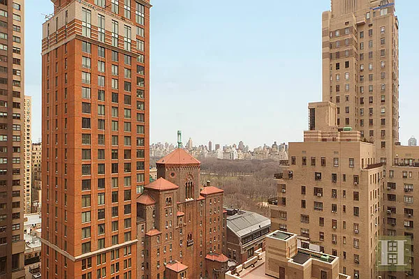 Rented by Halstead Real Estate | media 43