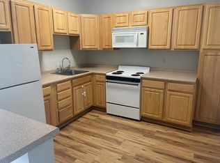 70 Front St #10, Rollinsford, NH 03869